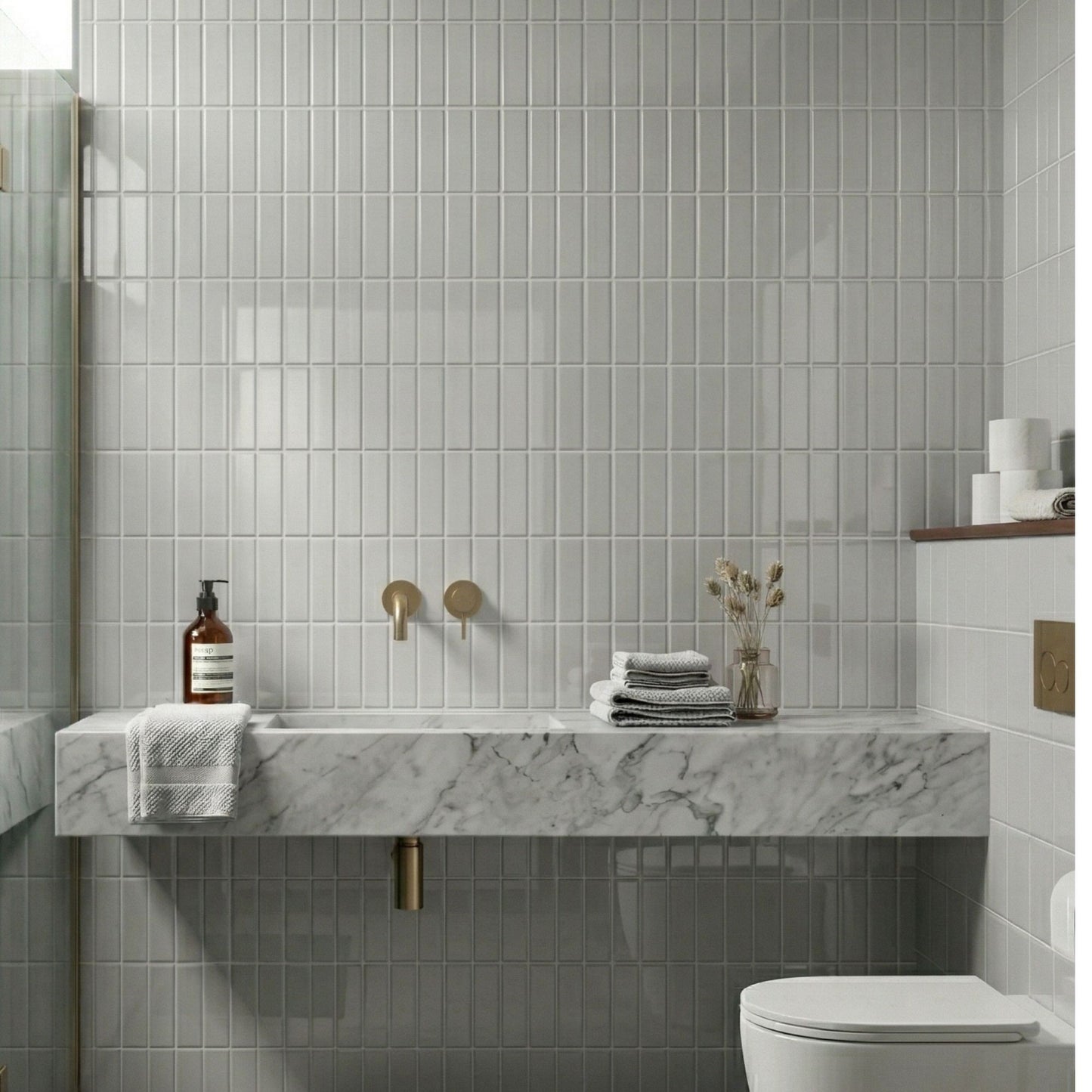 rinovim ARIA Klebefliesen Reinweiß Bad – cleanes Reinweiß mit feiner Struktur im Badezimmer, spritzwassergeschützt & rückstandslos entfernbar, ideal für Mietwohnungen