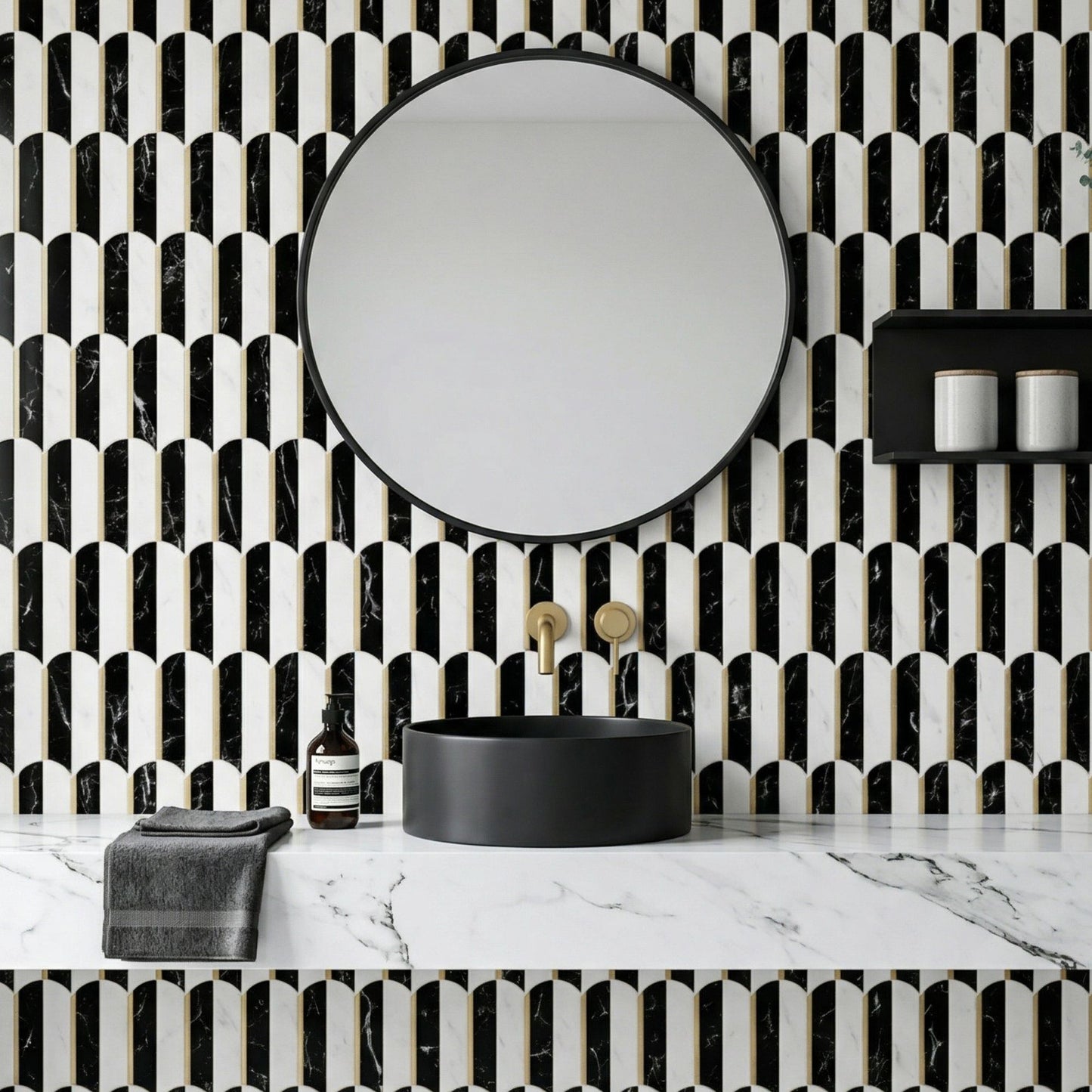rinovim FORMA Klebefliesen Marmor Schwarz Bad – schwarze Marmoroptik mit Muster im Badezimmer, spritzwassergeschützt & rückstandslos entfernbar, ideal für Mietwohnungen